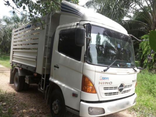 รถฮีโน่ 6 ล้อดั้ม FC9J 175 แรงม้า. ปี 54. สนใจติดต่อ 081 - 6079515 รถฮีโน่ 6 ล้อดั้ม FC9J 175 แรงม้า. ปี 54. สนใจติดต่อ 081 - 6079515
