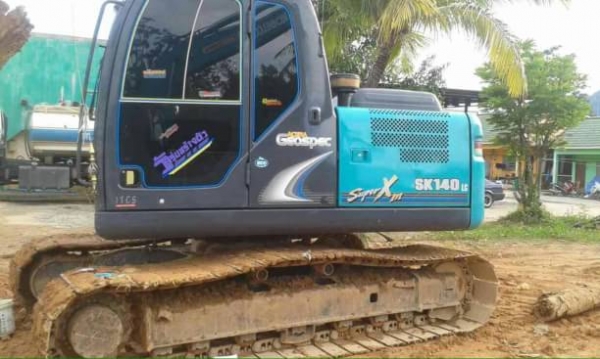 Kobelco SK140LC super XM รถสวย พร้อมใช้งาน 6000ชั่วโมง ราคาต่อรองได้ สนใจติดต่อสอบถาม 0872976734