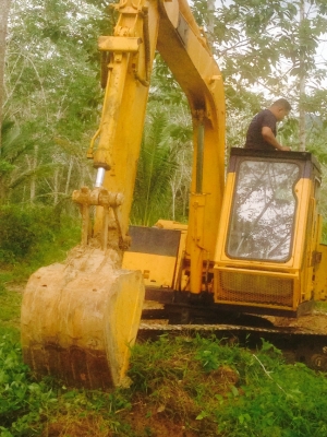 Komatsu pc60-1 รถสวยๆ เครื่องดี ปั้มดี พร้อมใช้งาน ราคาต่อรองได้ เอกสารอินวอยครับ สนใจติดต่อสอบถาม 0