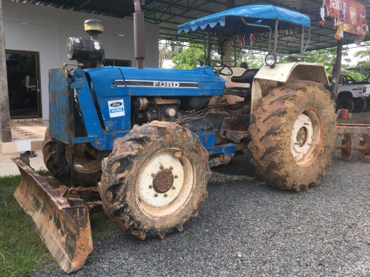 ขายรถไถฟอร์ด 6600 สองเพลาคานหน้าคาราโร่