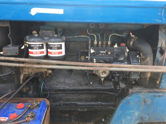 ขายรถไถฟอร์ด 6600 สองเพลาคานหน้าคาราโร่