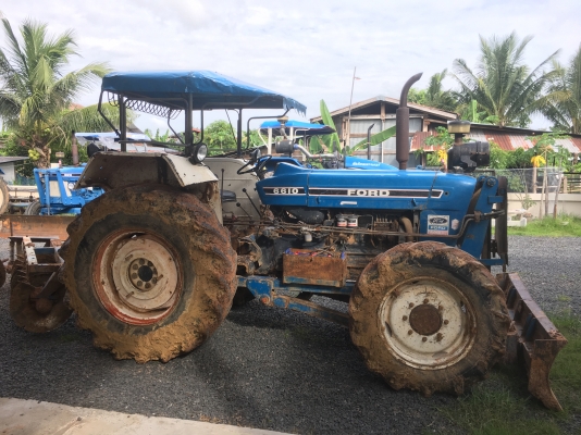 ขายรถไถฟอร์ด 6600 สองเพลาคานหน้าคาราโร่