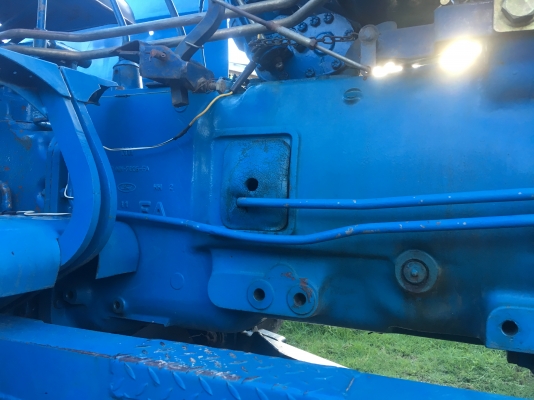 ขายรถไถฟอร์ด 7610