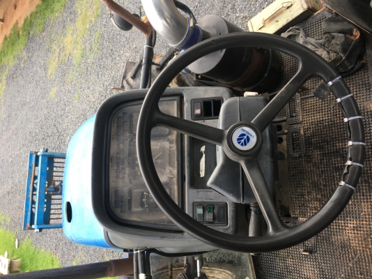 ขายรถไถ new holland ts90