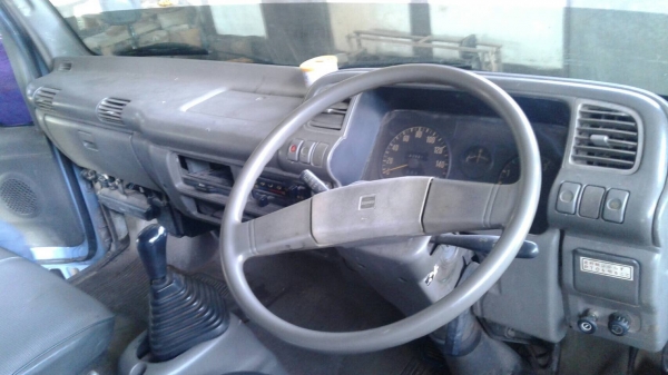 Isuzu NPR66PX 120แรงฝาขาว ห้างแท้ ยาว5เมตร พร้อมคอกอย่างงาม เล่มพร้อมโอน