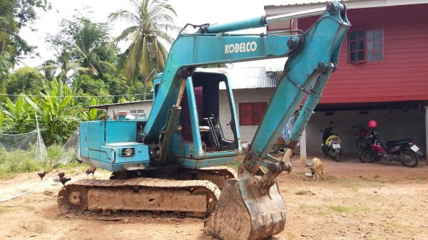 ขาย 345,000 KOBELCO sk 60-2 เครื่องดี ปั้มแรง เอวแน่น ช่วงล่างดี เอกสารอินวอยทร์  รถอยู่ นางรอง บุรีรัมย์ 090-772-3710 090-772-3708