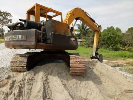 KOMATSU PC 60-5