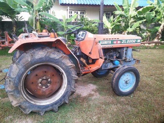 ขายตามสภาพ รถไถคูโบต้า 22 แรง ใช้งานปกติ ขายตามสภาพ รถไถคูโบต้า 22 แรง ใช้งานปกติ