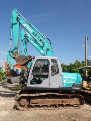 ขายKOBELCO SK120-3  มาร์คไฟว์  ซุปเปอร์  เก่าญี่ปุ่นแท้  สภาพสวย  เครื่องปั๊มดี  6,XXX  ชั่วโมง  ลองระบบกันได้ทุกวัน  โทร  089-3818694  ดวงนภา