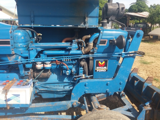 ขายรถไถฟอรด6600ที5แท้เต็มคัน