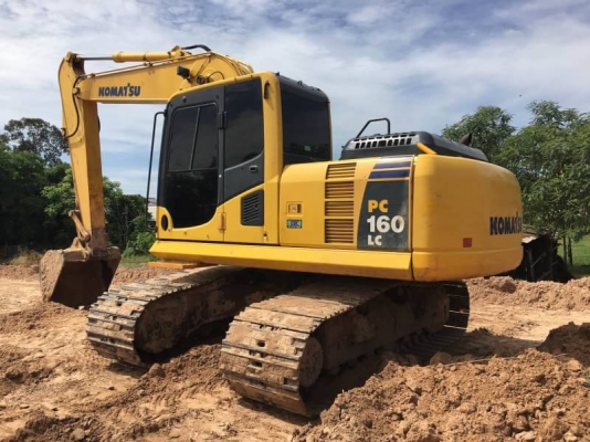 ขายด่วนแม็คโคร1,595,000 บาท KOMATSU PC 160-8 รถสวยสุดยอเร็ว ทำงานไม่โหลด เครื่องดี ปั้มแรง โช่หนา เอวแน่น ไฟฟ้าครบ (เอกสารอินวอย )  รถอยู่ จ.มหาสารคาม โทร 093-0764943 ,088-3223272