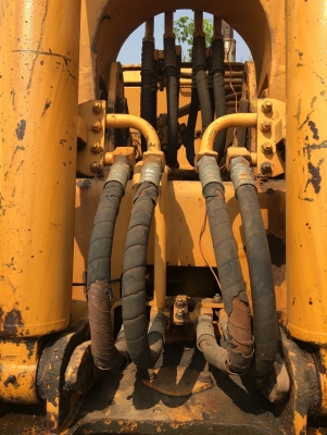 ขายแม็คโคร KOMATSU PC120-2 FROM JAPAN ( อาร์มพิเศษ) พร้อมใช้งาน นำเข้าจากต่างประเทศ ติดต่อ 063-9316985 ID LINE : 0639316985 ครับ