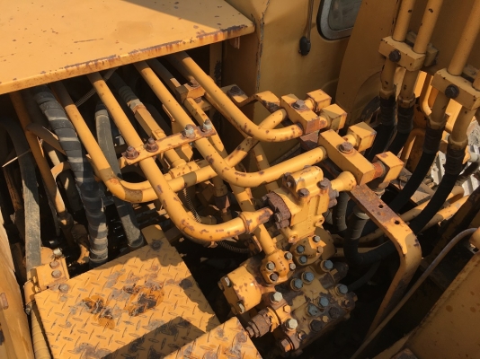ขายแม็คโคร KOMATSU PC120-2 FROM JAPAN ( อาร์มพิเศษ) พร้อมใช้งาน นำเข้าจากต่างประเทศ ติดต่อ 063-9316985 ID LINE : 0639316985 ครับ