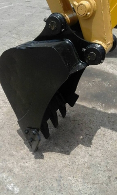 รถขุด CATERPILLAR 305 CR