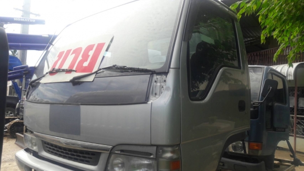 ขายหัวเก๋ง ISUZU NPR 6ล้อกลาง ขายราคา68,000บาท ขายหัวเก๋ง ISUZU NPR 6ล้อกลาง ขายราคา68,000บาท
