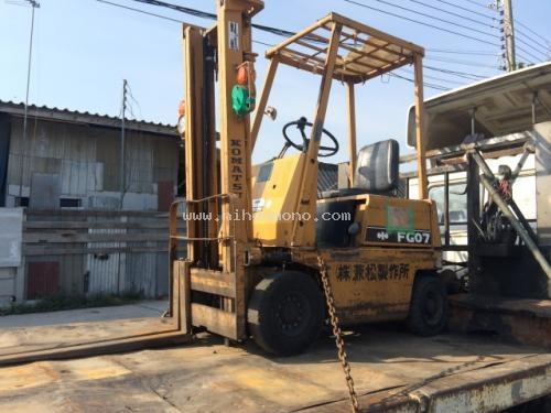 ราคาพิเศษ 65,000 บาท!! รถยก KOMATSU รุ่น : FG07-2 รหัสสินค้า : 80903934 www.nihonmono.com