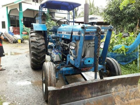 ขายรถไถFord6600 T3เอกสารเล่มสภาพสวยพร้อมใช้ ต่อคุณอ๊อฟพิจิตร086-737-9991