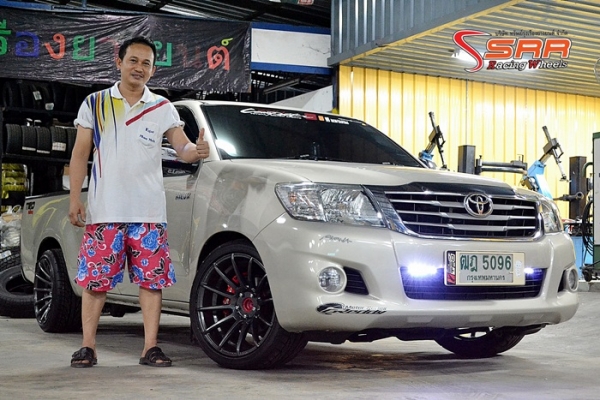 RSZ ขอบ18 5รูยาง DUNLOP DZ101 275/35R18 ชุดละ 25,000 บาท