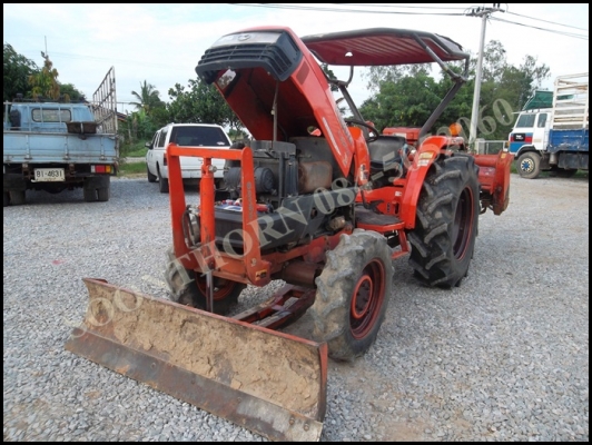 ขายด่วน KUBOTA L4508 4WD 2 เพลา 45แรง พร้อมใบมีดดันหน้า+โรตาลี่ ตราช้าง รถสวยใช้น้อย พร้อมใช้งานได้ทันที ราคาสุดคุ้ม