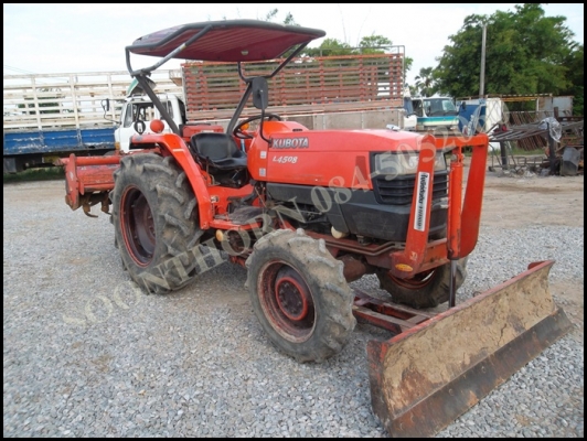 ขายด่วน KUBOTA L4508 4WD 2 เพลา 45แรง พร้อมใบมีดดันหน้า+โรตาลี่ ตราช้าง รถสวยใช้น้อย พร้อมใช้งานได้ทันที ราคาสุดคุ้ม