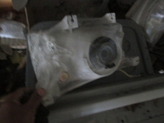 ขาย ไฟหน้า ISUZU ดราก้อนอาย ด้านซ้าย LH ขาย ไฟหน้า ISUZU ดราก้อนอาย ด้านซ้าย LH