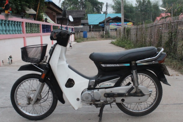 ดรีมคุรุสภาสตาร์ทมือเดิมๆพร้อมประกวดทะเบียนโอนภาษีพึ่งขาดขาย12800บาท