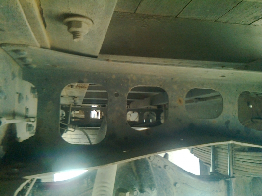 6 ล้อ เทเลอร์บรรทุกคูโบต้า HINO FD 2 H 195 แรงม้า