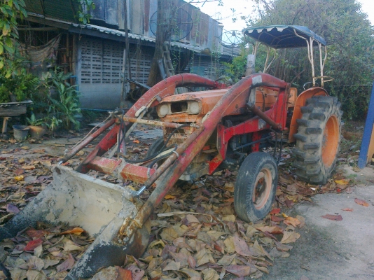 ขายรถตักหน้าคูโบต้า L3500 พร้อมใช้งาน ขายรถตักหน้าคูโบต้า L3500 พร้อมใช้งาน