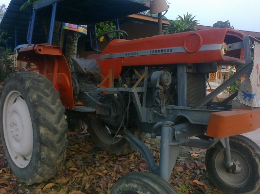 ขายรถไถ massy165 ยกสูง ใช้งานได้เลย ขายรถไถ massy165 ยกสูง ใช้งานได้เลย