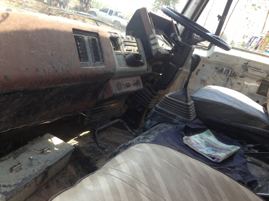 ISUZU ROCKY 180 HP 6BF1 หกล้อดั๊มพ์ กระบะดั๊มพ์เหล็ก 4 ตันความยาว 3.60 เมตร ช่วงล่างใหญ่คัชซีสวยมากใช้คัชซีของ HINO KM310 เฟืองท้ายคานหน้าใหญ่ F แล้ว เครื่องแน่น หัวเก๋งสวยจัดภายในสวยครบ พวงมาลัยเพาเวอร์ เอกสารทะเบียนครบถูกต้องพร้อมโอน ราคาต่อรองได้ครับ ISUZU ROCKY 180 HP 6BF1 หกล้อดั๊มพ์ กระบะดั๊มพ์เหล็ก 4 ตันความยาว 3.60 เมตร ช่วงล่างใหญ่คัชซีสวยมากใช้คัชซีของ HINO KM310 เฟืองท้ายคานหน้าใหญ่ F แล้ว เครื่องแน่น หัวเก๋งสวยจัดภายในสวยครบ พวงมาลัยเพาเวอร์ เอกสารทะเบียนครบถูกต้องพร้อมโอน ราคาต่อรองได้ครับ