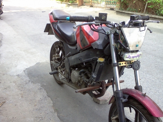 CBR150 cc.แนวสตั๊นท์ถูกๆๆครับสนใจติดต่อมาเลยครับคุยกันได้ครับ