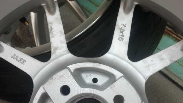 แม็ก BBS เยอรมันขอบ16 4 รู 100 พร้อมยาง 7900 แม็ก BBS เยอรมันขอบ16 4 รู 100 พร้อมยาง 7900