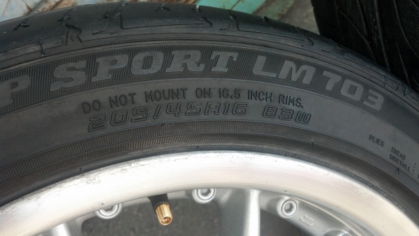 แม็ก BBS เยอรมันขอบ16 4 รู 100 พร้อมยาง 7900 แม็ก BBS เยอรมันขอบ16 4 รู 100 พร้อมยาง 7900