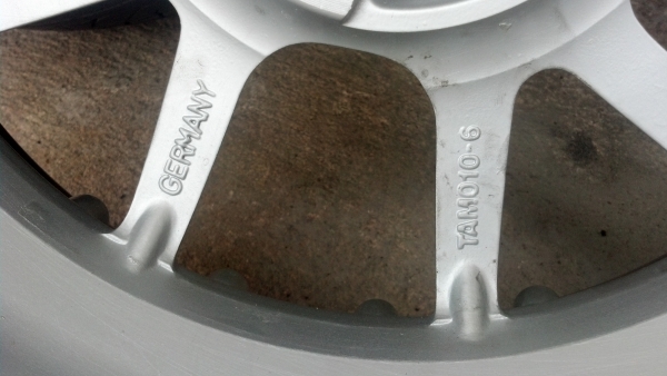 แม็ก BBS เยอรมันขอบ16 4 รู 100 พร้อมยาง 7900 แม็ก BBS เยอรมันขอบ16 4 รู 100 พร้อมยาง 7900