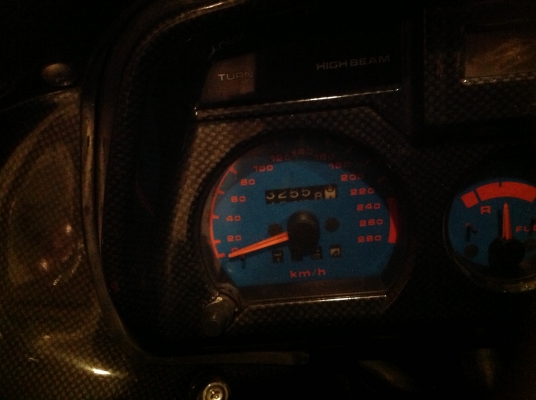 ขาย suzuki gsx 1100f ตัวหายากทัวร์ริงแท้วิ่งน้อยทะเบียนแท้เลขสวย5555โอนขนส่ง