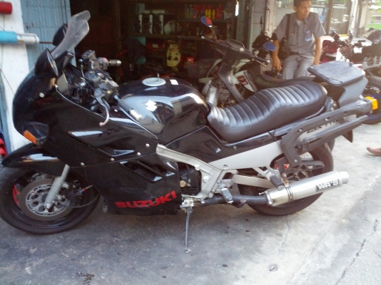 ขาย suzuki gsx 1100f ตัวหายากทัวร์ริงแท้วิ่งน้อยทะเบียนแท้เลขสวย5555โอนขนส่ง