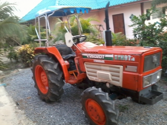 ขายรถแทรคเตอร์