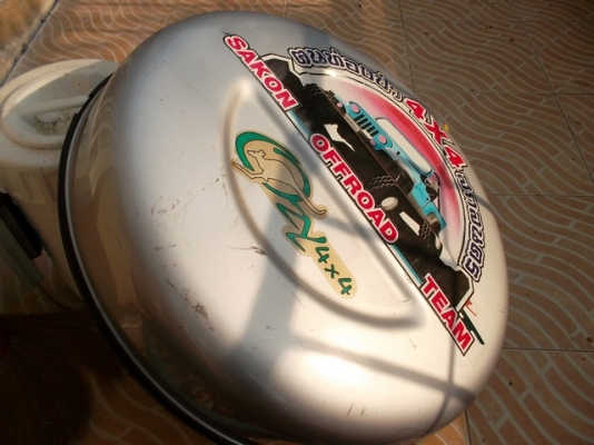 อะหลั่ยแก้มขวามิตซูไทรทัน ของติดรถ พอดีเปลี่ยนของใหม่