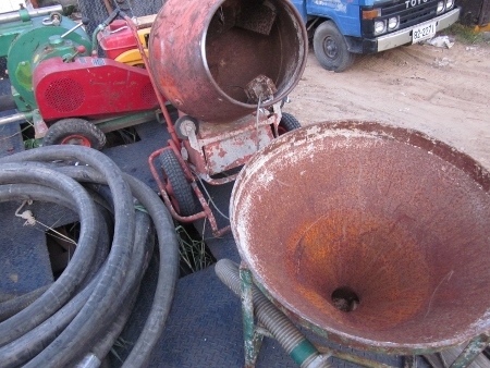 ขาย-ครบชุด เครื่องยิงปูนพร้อมสาย และ ถังผสมคอนกรีต มือสองญี่ปุ่น พร้อมใช้งาน ขาย-ครบชุด เครื่องยิงปูนพร้อมสาย และ ถังผสมคอนกรีต มือสองญี่ปุ่น พร้อมใช้งาน