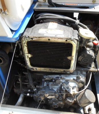 ขายรถเกี่ยวข้าวขนาดเล็กISEKI รุ่น HL 87 ราคาถูกสุดๆ ถูกที่สุดแล้วเช็คราคาที่อื่นดูได้ครับ เก่านอกมี 2 คันให้เลือก