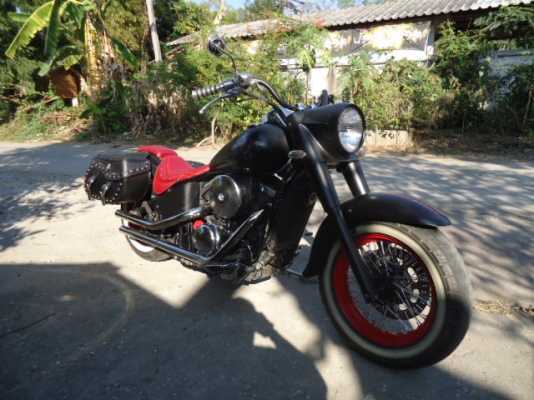 ขายหรือแลก กับ CHOPPER  VULCAN CLASSIC 400 (เสียภาษีสพม.นำเข้าแล้ว+ พรบ.)