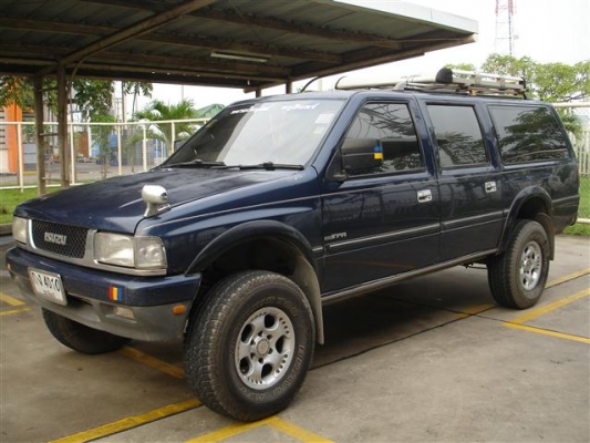 รถครอบครัว ช่วงล่างนุ่มๆครับ.