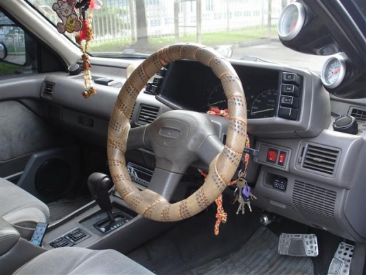 รถครอบครัว ช่วงล่างนุ่มๆครับ.