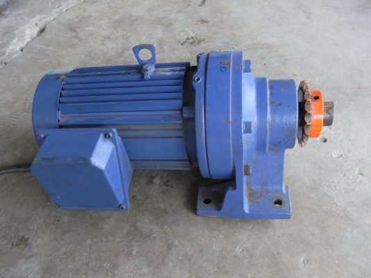 ขายมอเตอร์เกียร์ 3 HP. 1400 RPM. ชุดเกียร์ 50/1 RPM made in japan สภาพสวยพร้อมใช้งาน รับประกันคุณภาพ