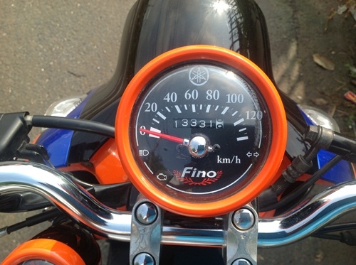 ขายfinoสีดำน้ำเงินส้มปี2555