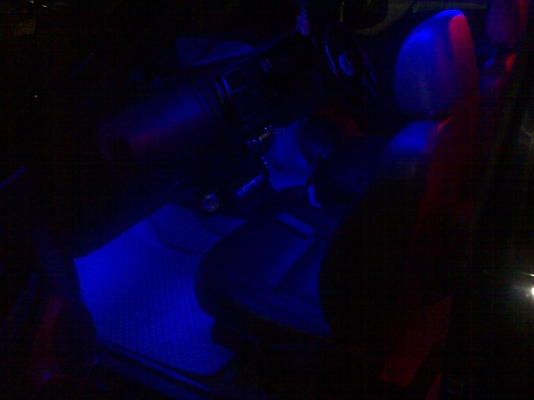 ขายไฟ LED แต่งรถยนต์เปลี่ยนสีได้ 7 สี