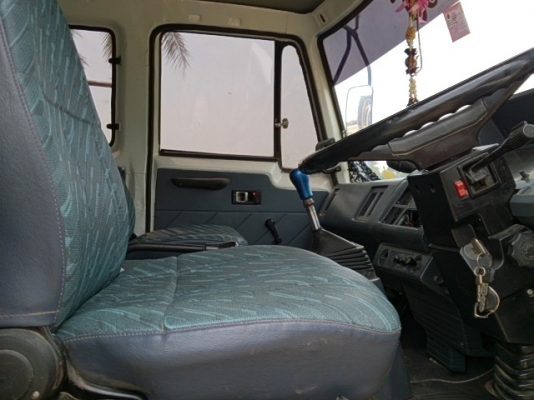 ขายสิบล้อ210ISUZU2เพลาดั้มเดิมๆยางใหม่10เส้น ขายสิบล้อ210ISUZU2เพลาดั้มเดิมๆยางใหม่10เส้น