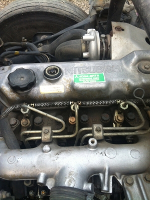 ขายรถ 6ล้อ MITSUBISHI URO2 ปี 2551 สนใจติดต่อ 084-8827077