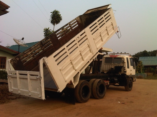 ขายด่วน HINO  925 หัวไฮเทค  ดั้ม