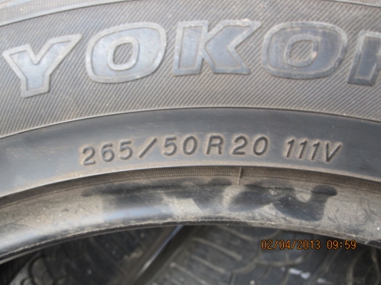 ขายยาง โยโกฮามา 255/50/20 ปี 2010